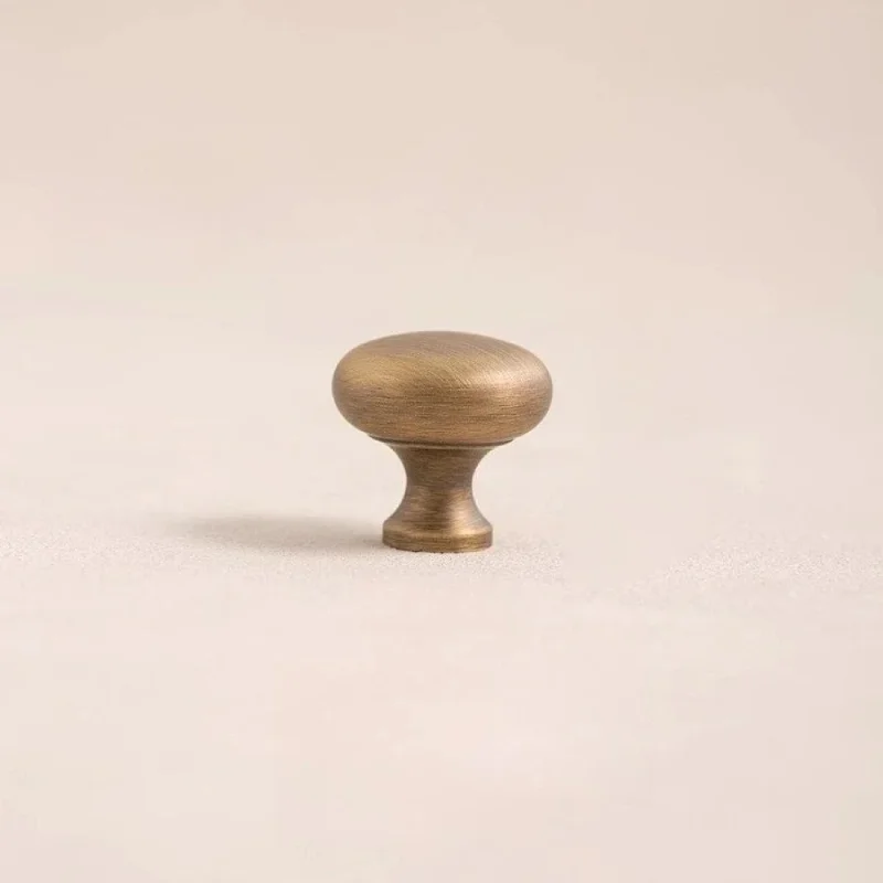 The Meridian Handle