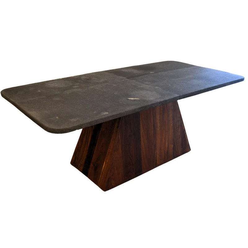 Comedor 'Nier' | Piedra Volcánica
