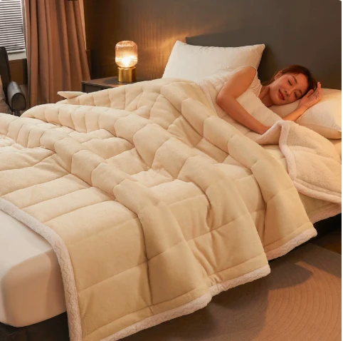 Couverture Lestée en Velours et Laine pour un Sommeil Apaisant