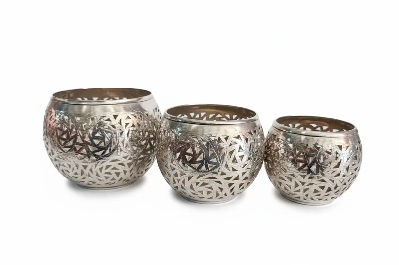 Set de 3 Portavelas de Latón Calado Marroquí Plateado - Tallados a Mano - Decoración Árabe