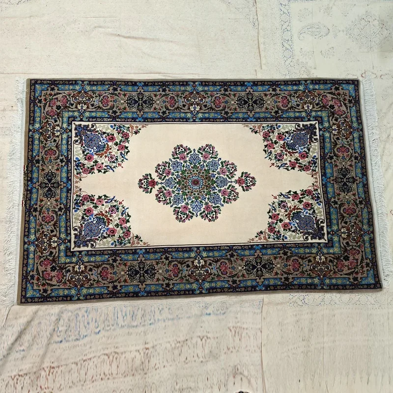 Alfombra Persa Isfahan Lana vellon y Seda - Obra Maestra Firmada - 138x220 cm