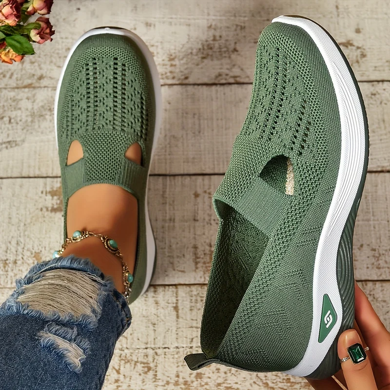 Women's lightweight casual comfortable slippers