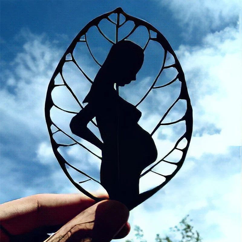 Unique engraved leaf decoration – Mother's Day gift