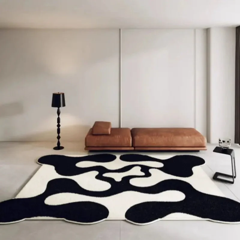 Monochrome Home Rug – Modern and Easy to Clean