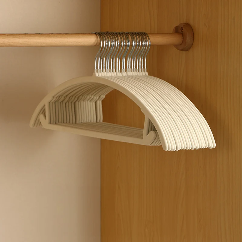 Smart Space-Saving Clothes Hanger