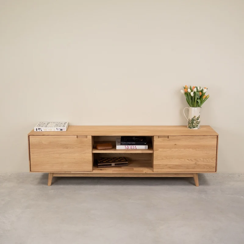 Mueble de TV de madera maciza de roble Escandi Atelier | NordicStory
