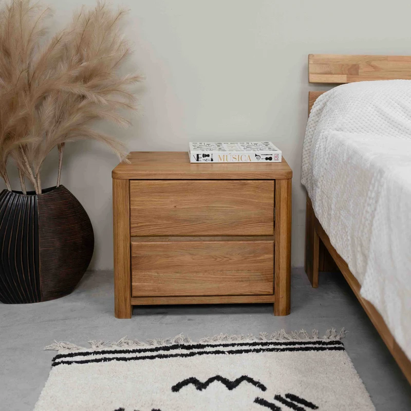 Mesa de noche de madera maciza de roble Elsa | NordicStory