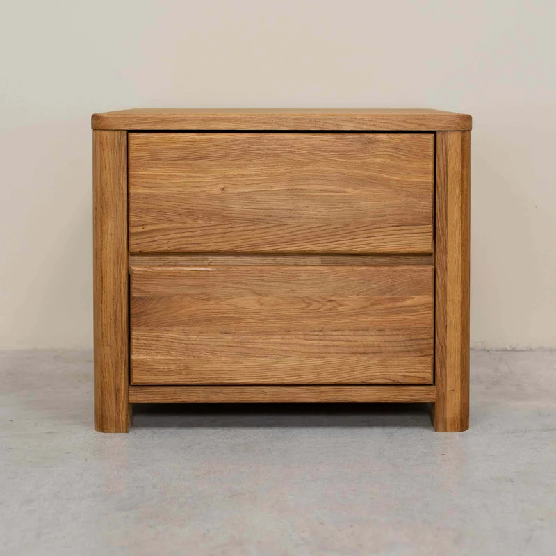 Mesa de noche de madera maciza de roble Elsa | NordicStory