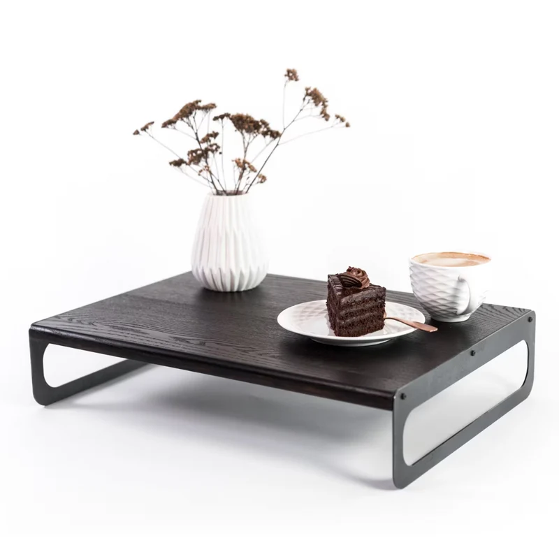 Plateau de service pour le petit-déjeuner (foncé et clair)