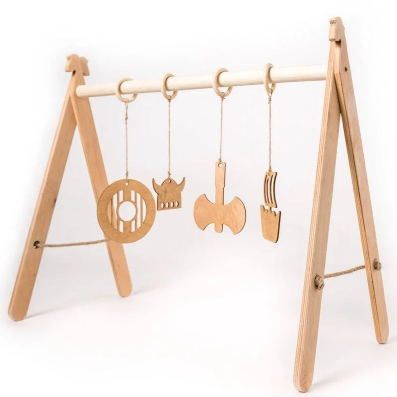 Gymnase en bois pour bébé (thème Viking)