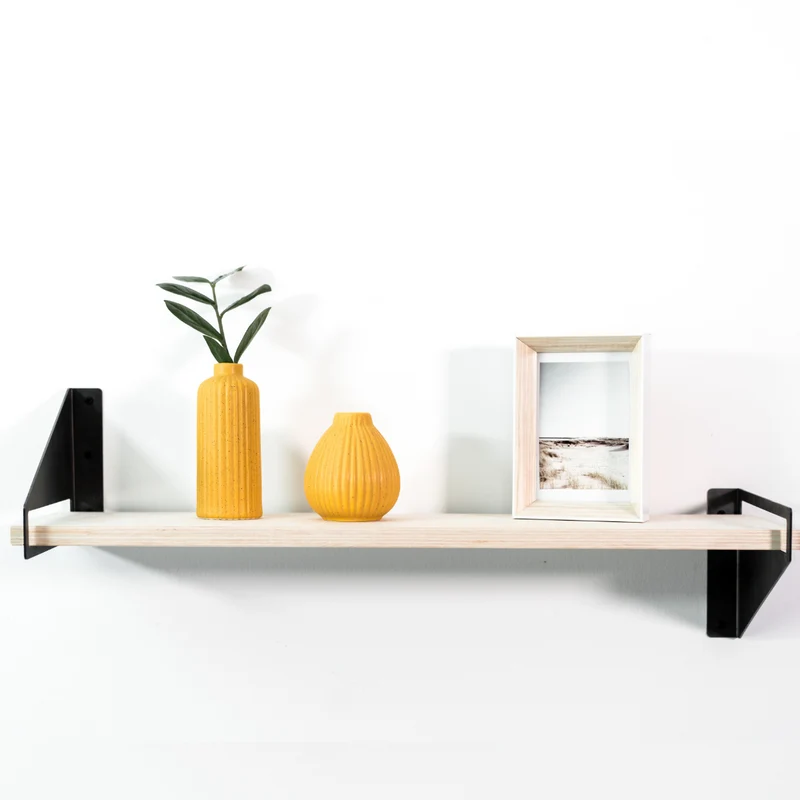 Étagère murale en bois avec supports