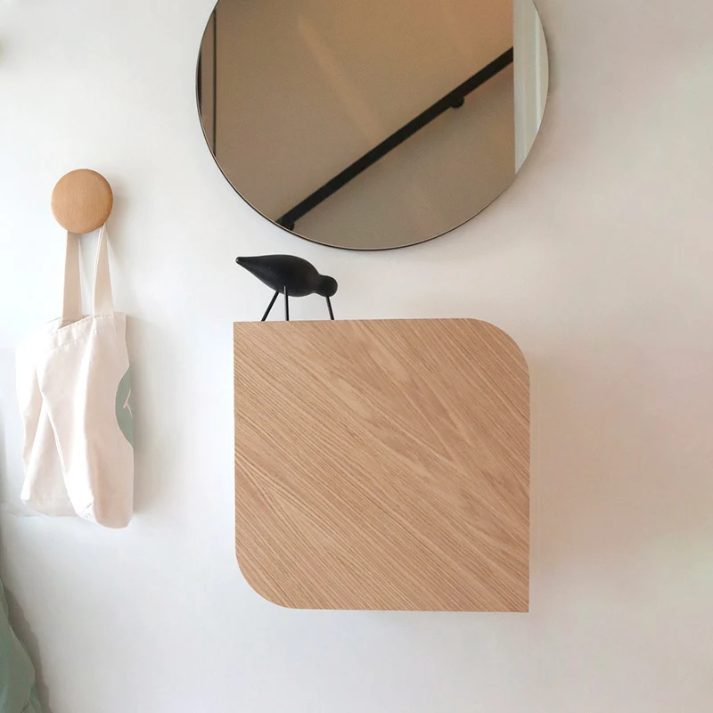 Cielo Wall Cabinet · White pigmented oak & white