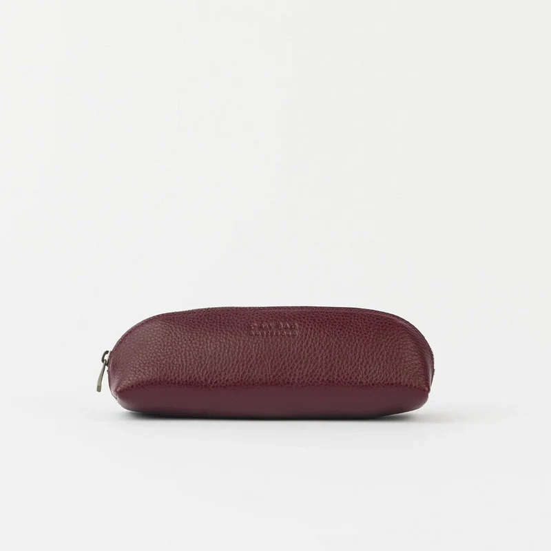 Estuche Pequeño Soft Grain Leather Dark Cherry