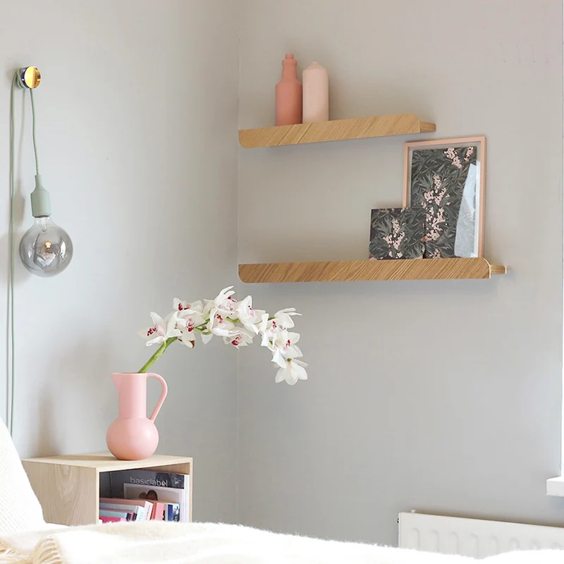 Cielo Wall Shelf · Medium Oak