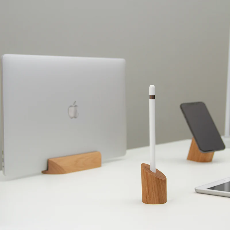 Sima Apple Pencil Stand · Oak