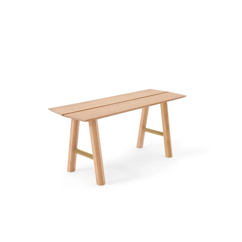 Savia Bench · Light wood & gold details